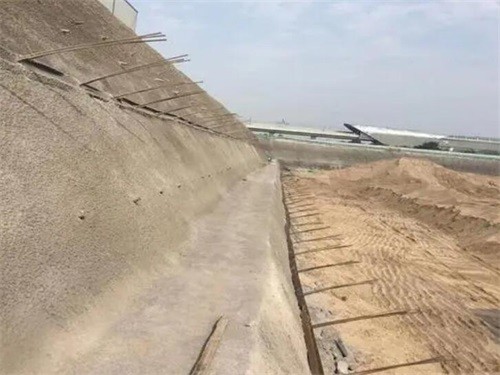 河曲河道边坡加固
